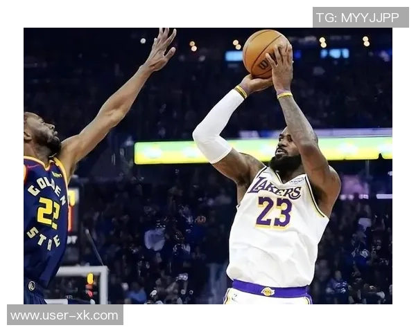 湖人队本赛季三分球表现突出肯纳德八村分列前十榜单第1与第6位